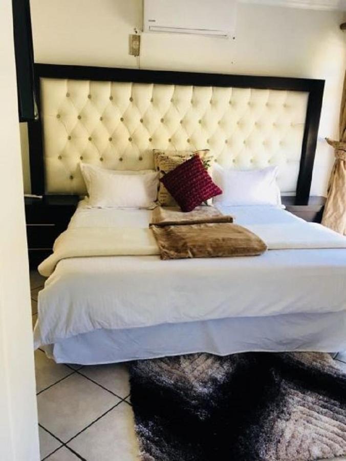 130 Market Bed And Breakfast Йоханесбург Екстериор снимка